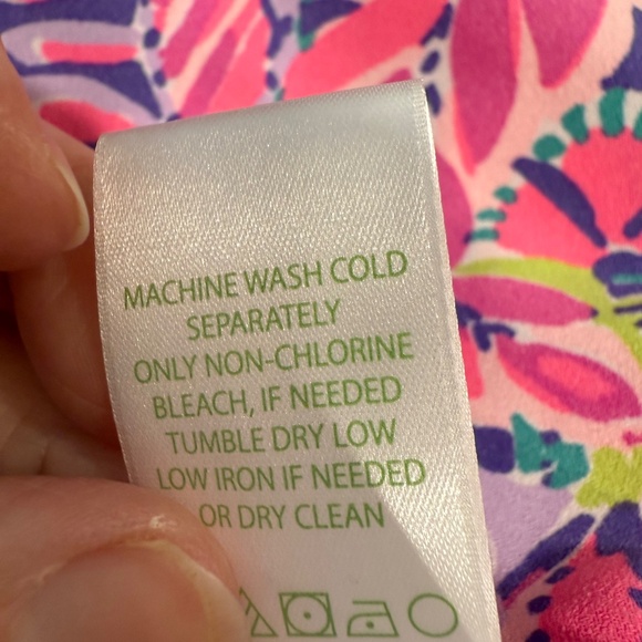 NWT Lilly Pulitzer,  Winona Stretch Tunic, Size Medium - Picture 2 of 12